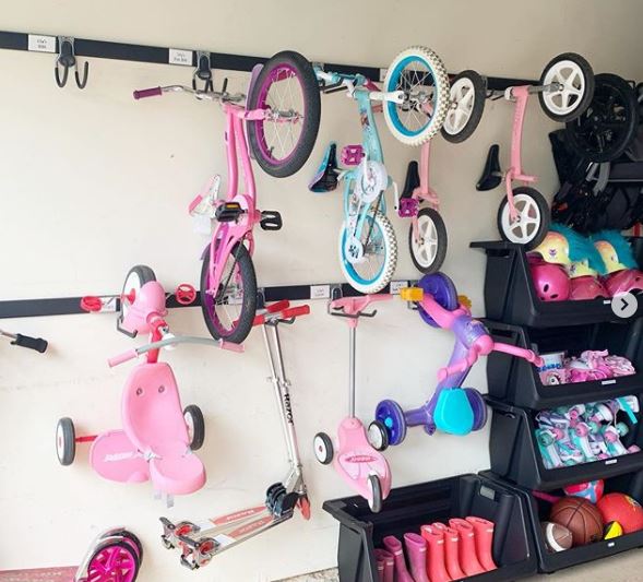 13 Outdoor Toy Storage Ideas for Any Garden Style 10 garden toy storage ideas using stacking storage baskets and wall-mounted hooks