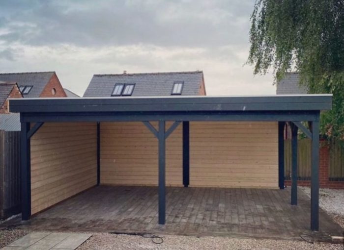 a garden shelter with two sides, which could be used to exercise beneath