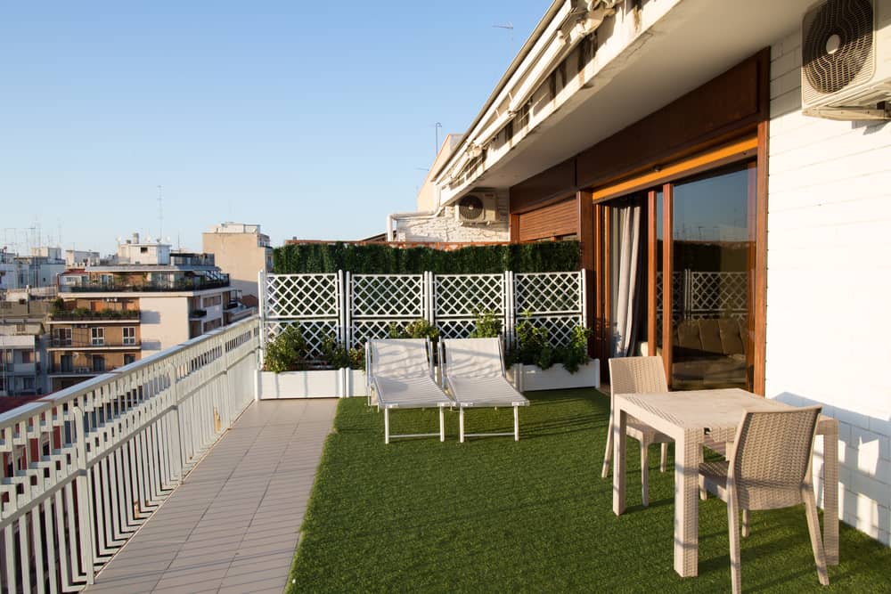 Can You Put Garden Furniture on Grass? (What to Put Under) 3 lightweight garden furniture on grass