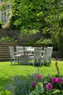 Can You Put Garden Furniture on Grass? (What to Put Under) 1 Can You Put Garden Furniture on Grass? (What to Put Under) 1