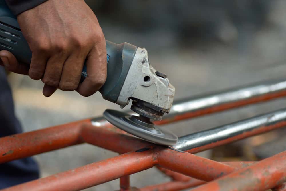 How to Paint Garden Furniture 4 Removing rust and old paint from metal with Angle Grinder