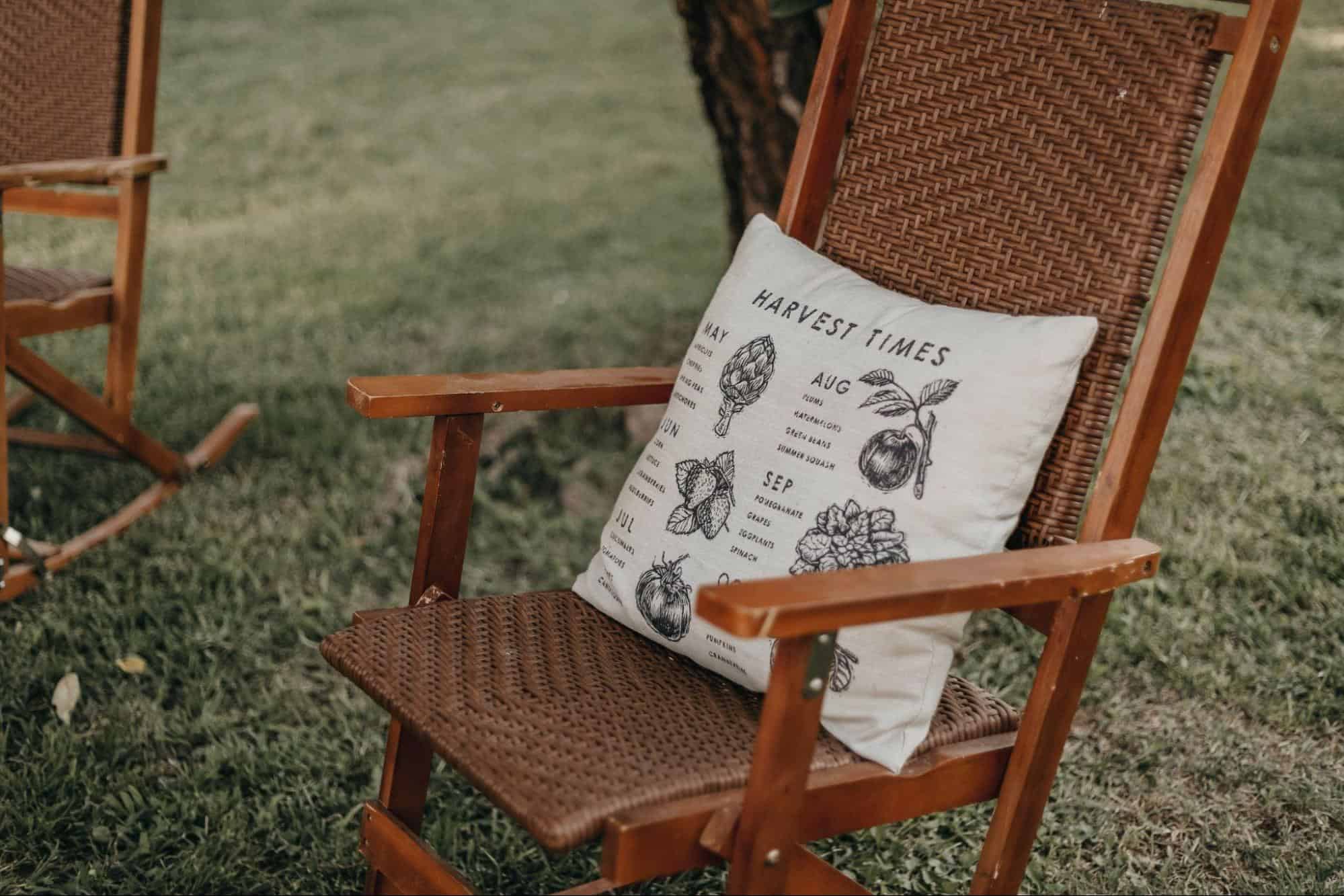 How to Host the Perfect Garden Party With Wicker Furniture 2 comfy seating wicker furniture