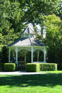 What Is a Gazebo and What's it Used for? 1