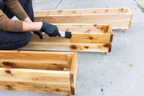How to Build a DIY Hanging Planter Box in 6 Steps 3 how to build a cedar planter box