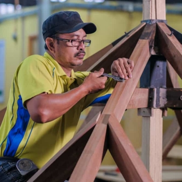 how to build a gazebo roof