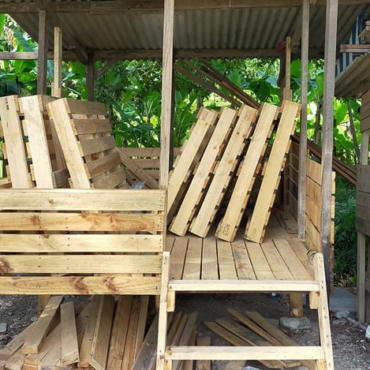 how to make a gazebo from pallets