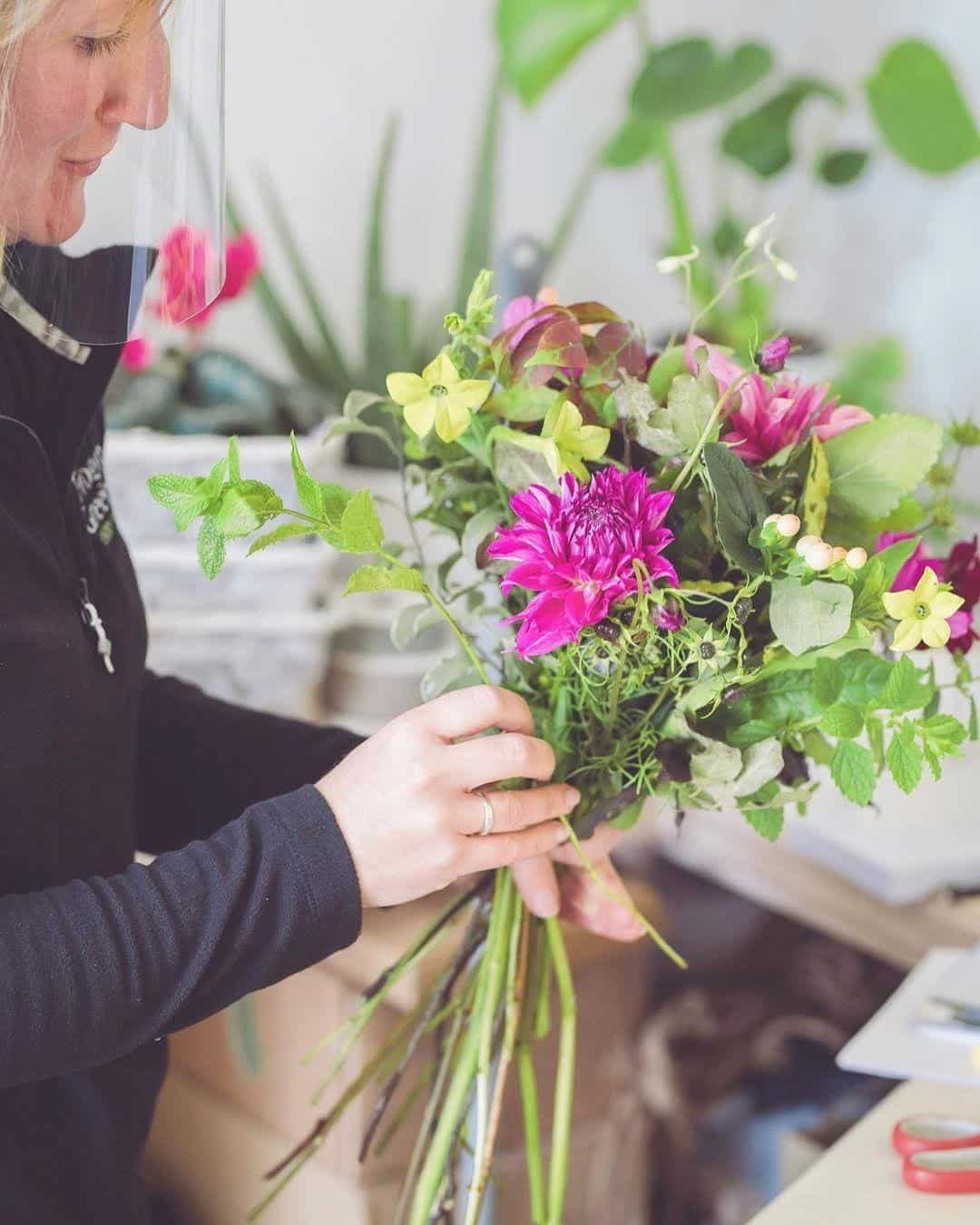 How to Make a Flower Box Bouquet 5 making a bouqet