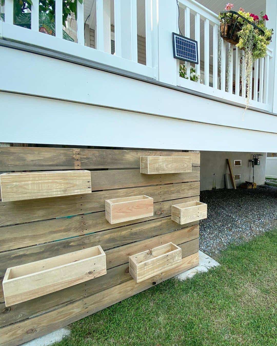 Pallet box planter