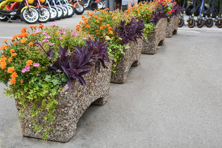 build a stone planter box