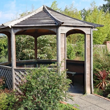 how to put up a hexagonal gazebo