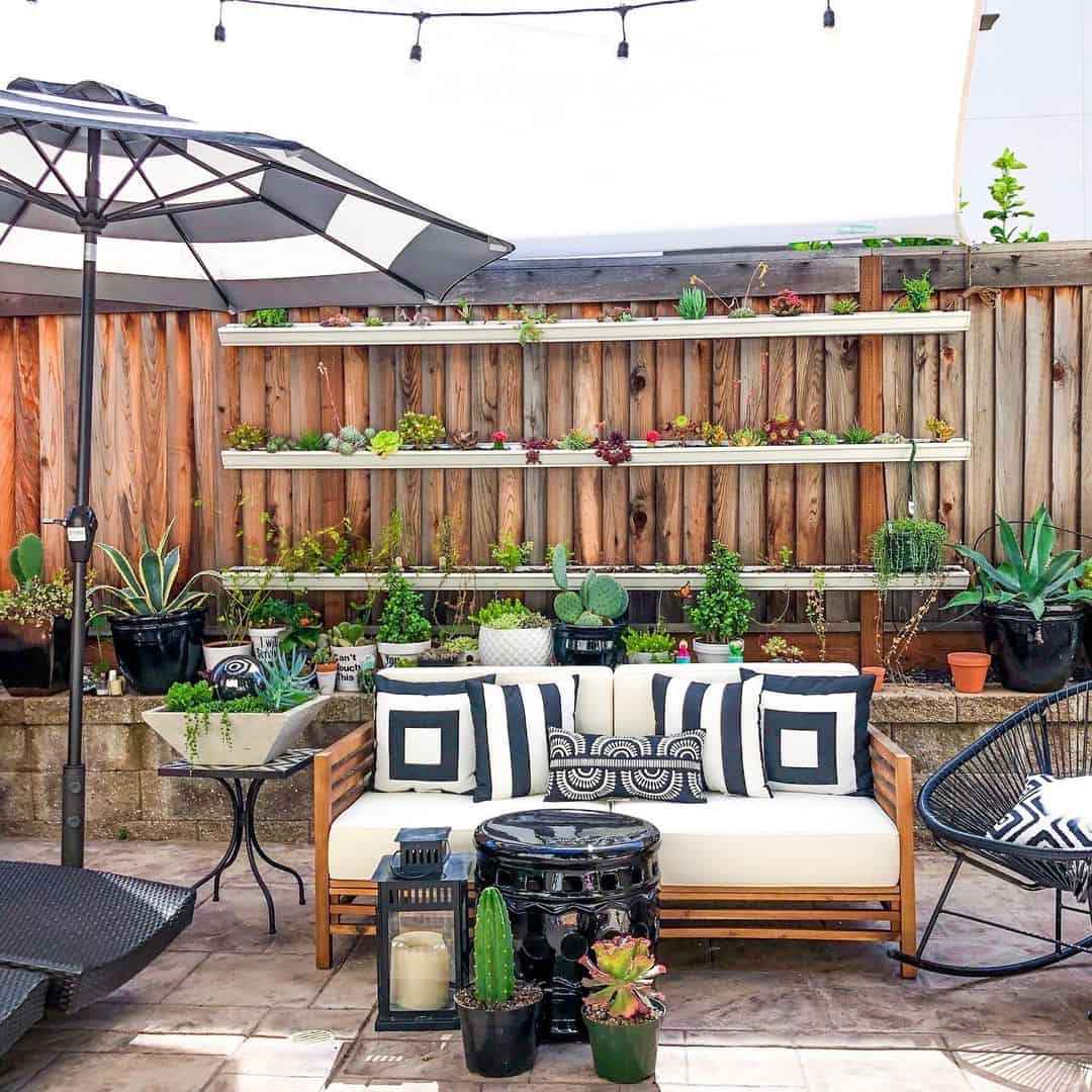 How to Make a Gutter Planter in 4 Steps (Gutter Garden Ideas) 2 rain gutter planter