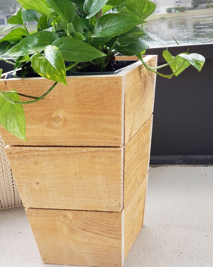 How to Make an Angled Planter Box (Step by Step) 1 tapered planter box