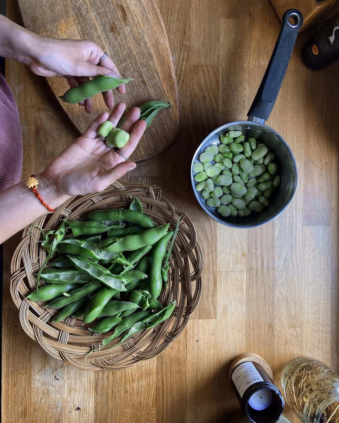 broad beans greenhouse winter vegetables