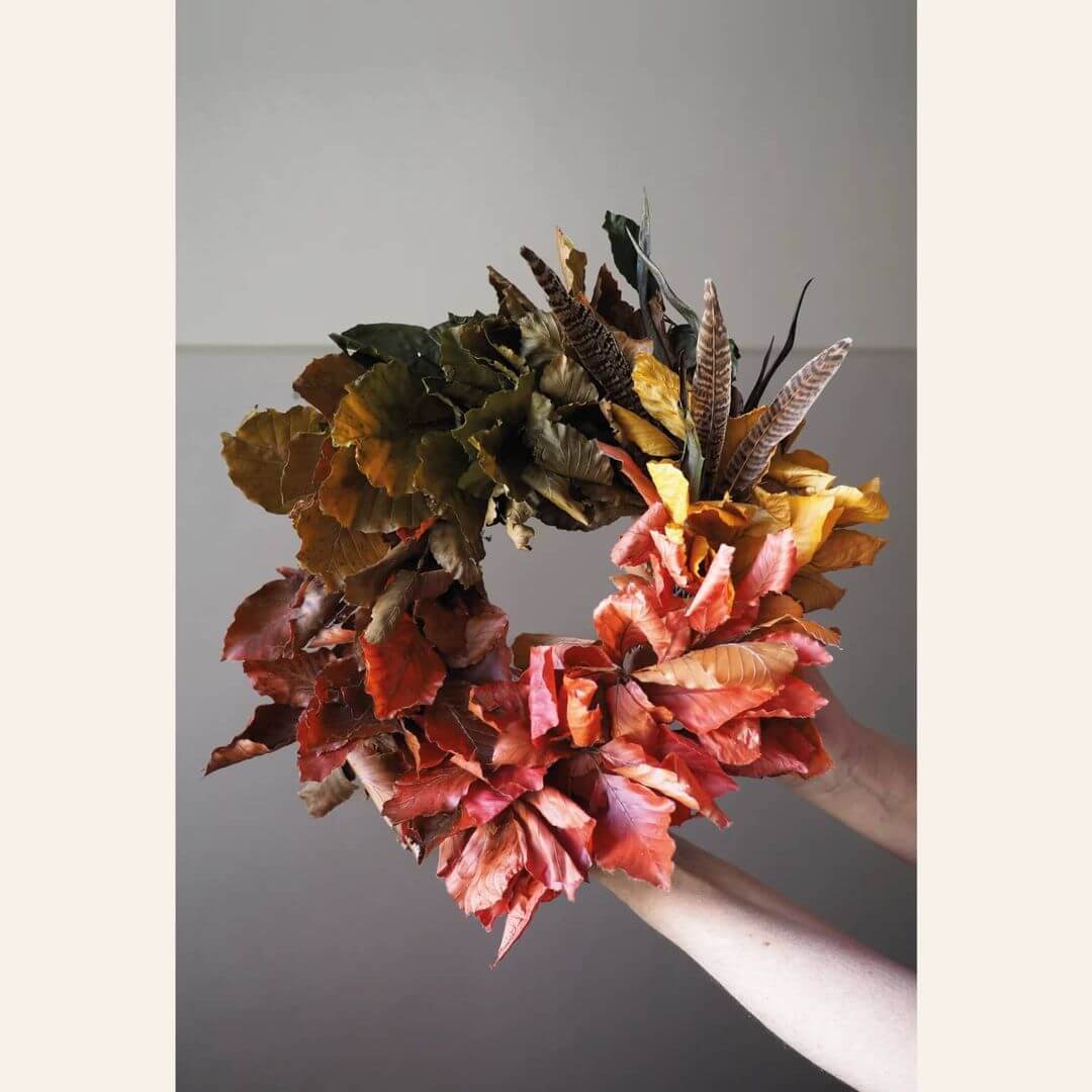 14 Autumn Wreath Ideas to Beautify Your Door 11 Ombre autumn wreath