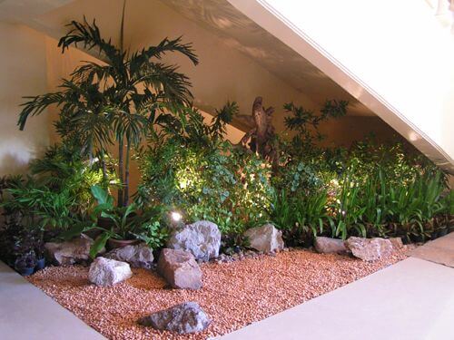 15 Indoor Pebble Garden Under Stairs Ideas: Mini Zen Areas 8 enchanted pebble garden