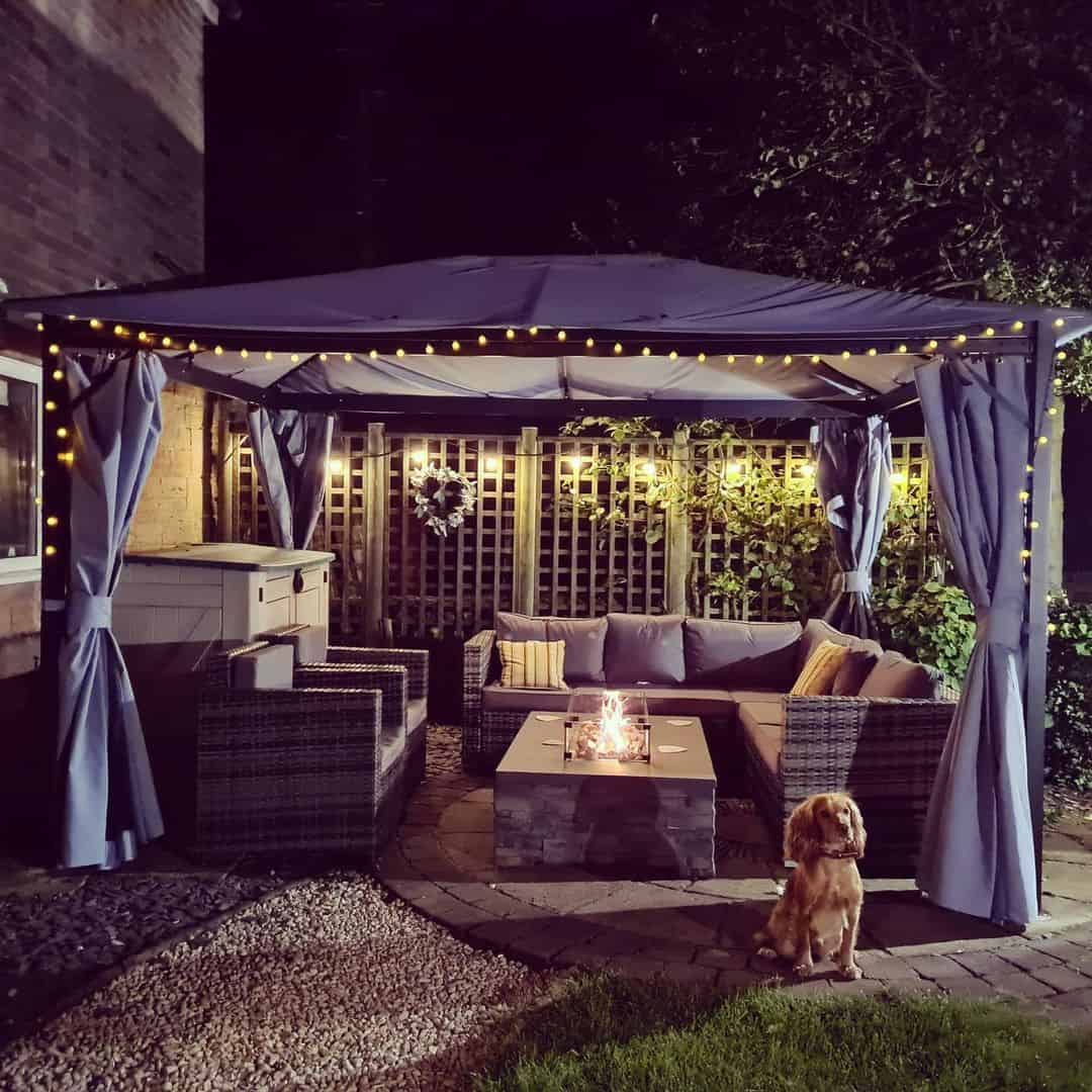 create a structural focal point