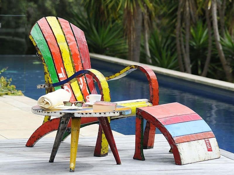 Best Funky Garden Furniture for Quirky Outdoors 2 coloured throne