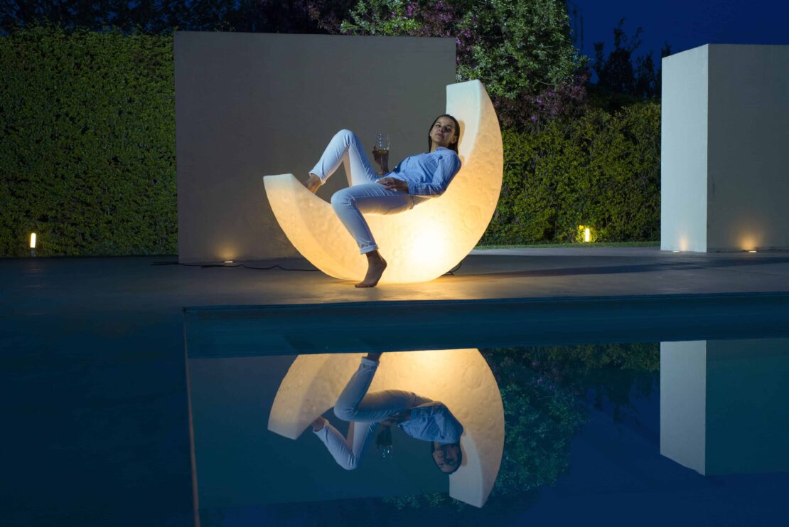 The Best Plastic Outdoor Furniture for Worry-Free Relaxation 9 seletti moon rocking chair