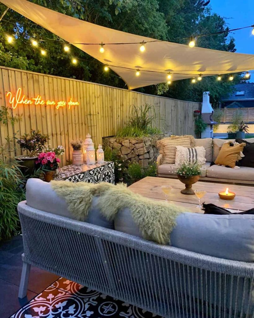 12 Festival-themed Garden Party Ideas to Free Your Spirit 7 festival lights decoration