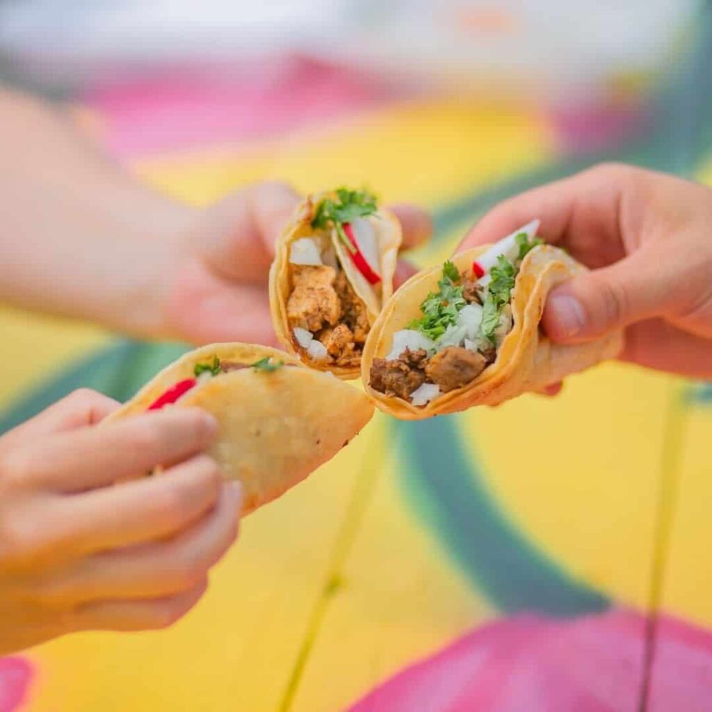 12 Festival-themed Garden Party Ideas to Free Your Spirit 3 rustle up a festival feast