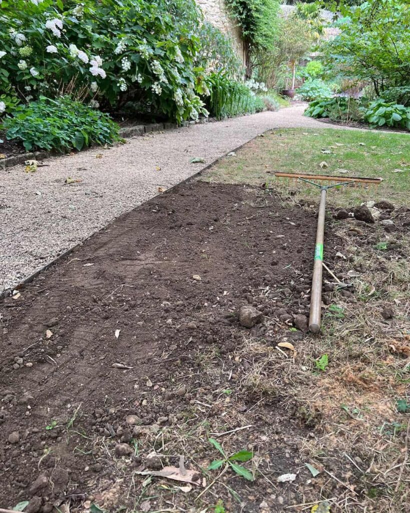 top dressing with top soil