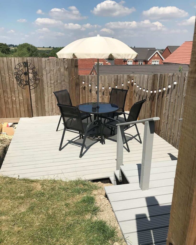 Sloped Garden Ideas: 15 Ways to Work With a Gradient in Your Garden 10 sloped garden raised deck