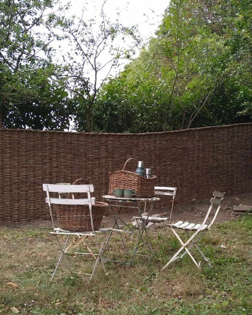 26 Privacy Fence Ideas to Keep Unwanted Eyes Away From Your Space 20 Willow hurdle fence