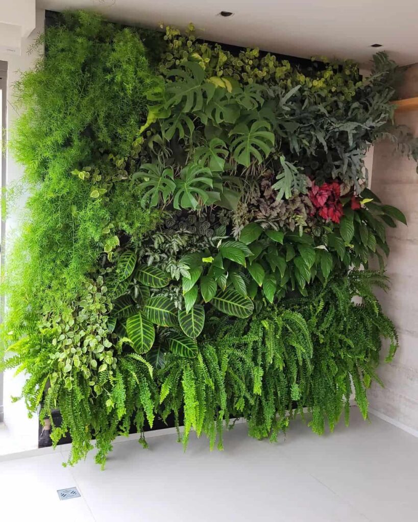 26 Privacy Fence Ideas to Keep Unwanted Eyes Away From Your Space 9 green wall fence